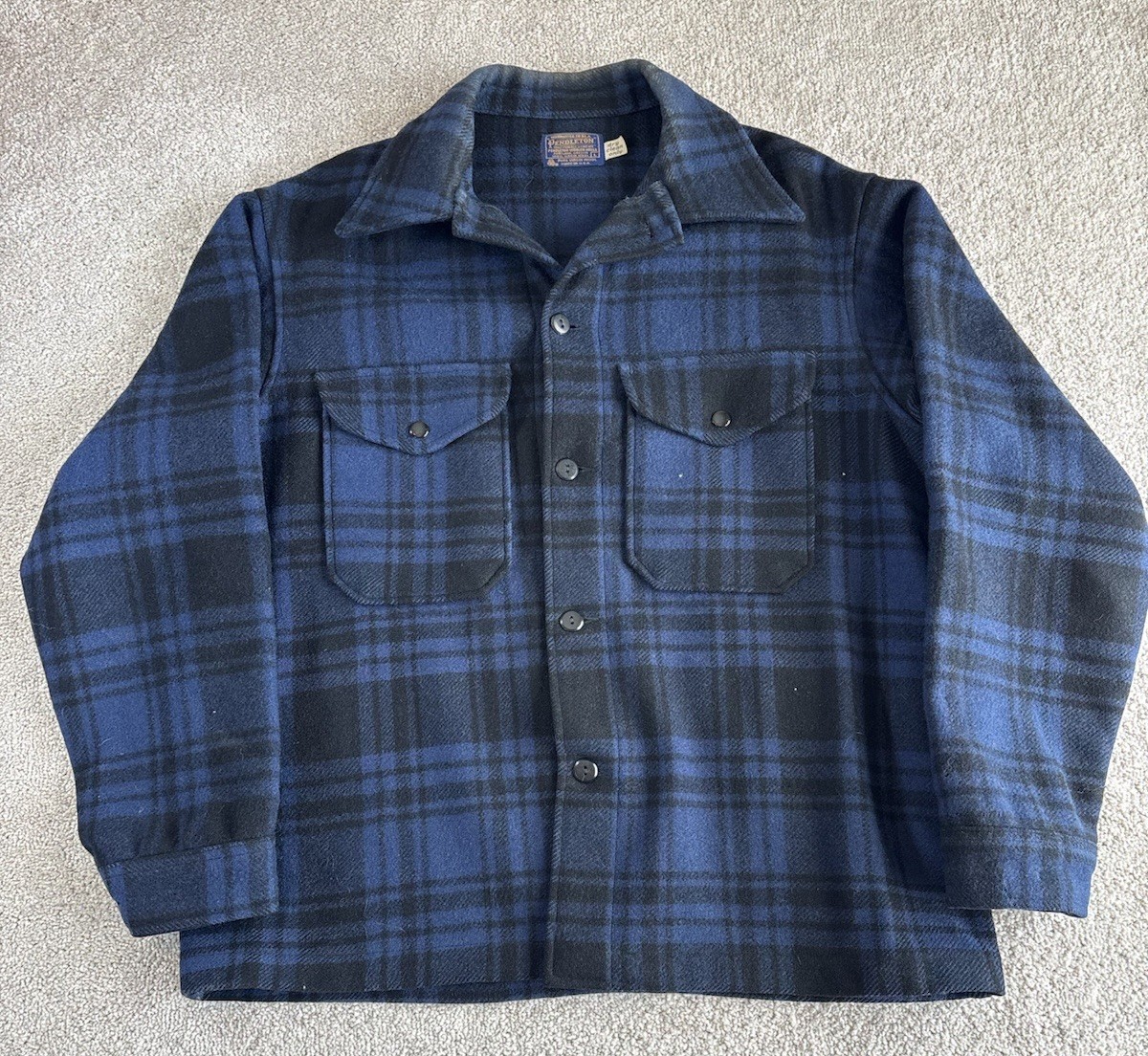 Vtg PENDLETON Mackinaw Hunting Shirt Jacket Blue Wool Check Plaid Blanket Sz L