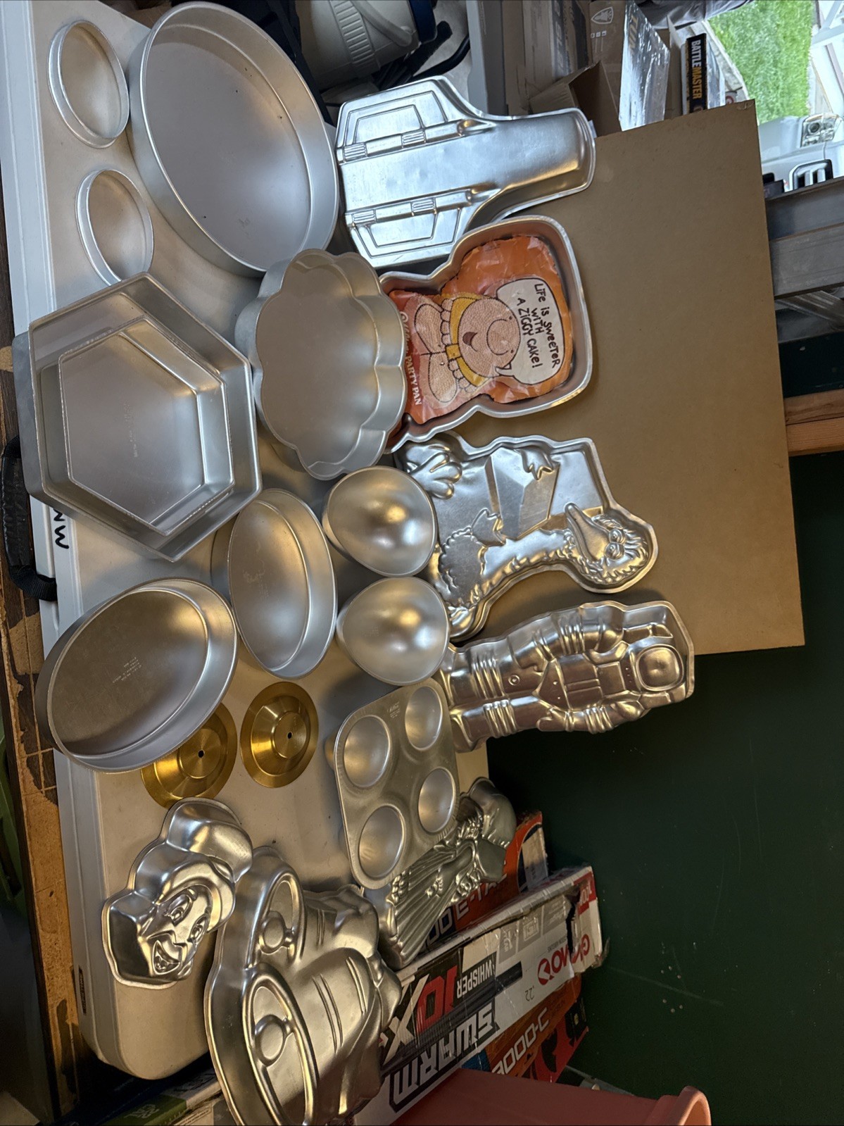 Vintage Wilton Cake Pan Lot 20 Pc Character Novelty Ziggy Astronaut Shuttle Pans