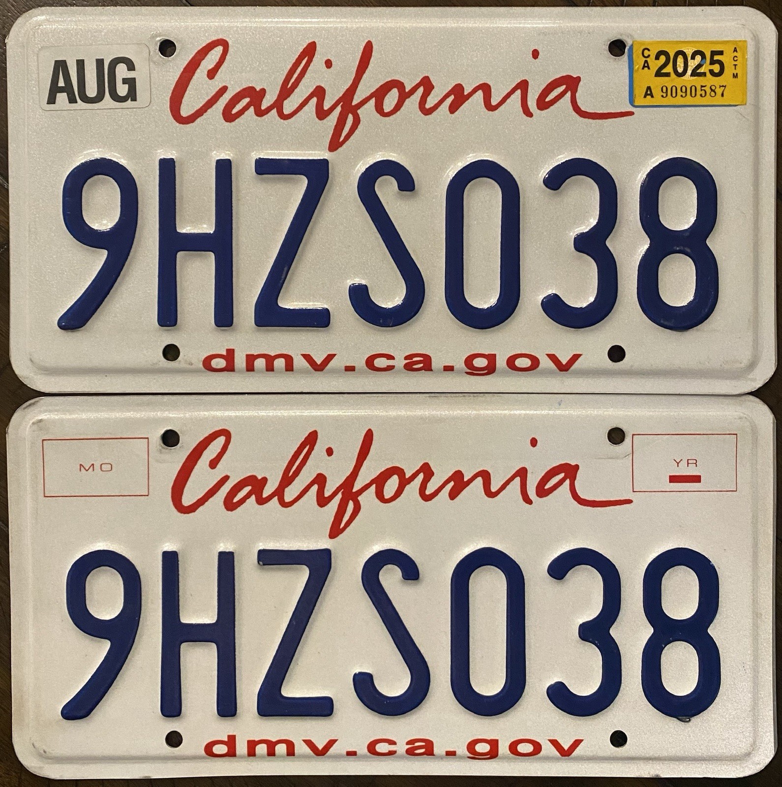 FREE SHIPPING 2022 Pair of California License Plates EXPIRED