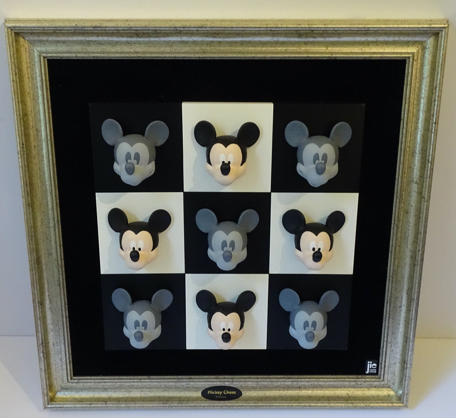 Walt Disney Vintage MICKEY MOUSE 3D Chess Wall Art Jie Art Joakim Lindstrup 🌺