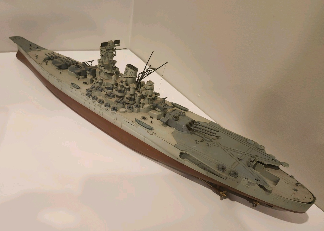 Pro Built 1/350 IJN Yamato ww2 Japanese Battleship Model
