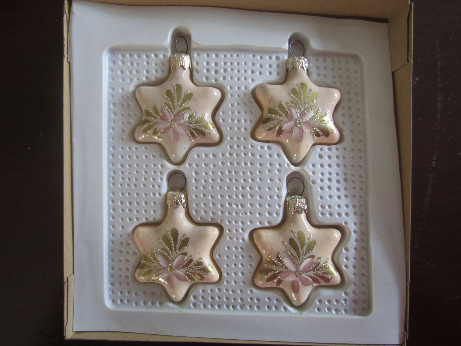 VTG Kurt Adler Handcrafted Ivory & Gold Star Glass Christmas Ornaments 4 Count.
