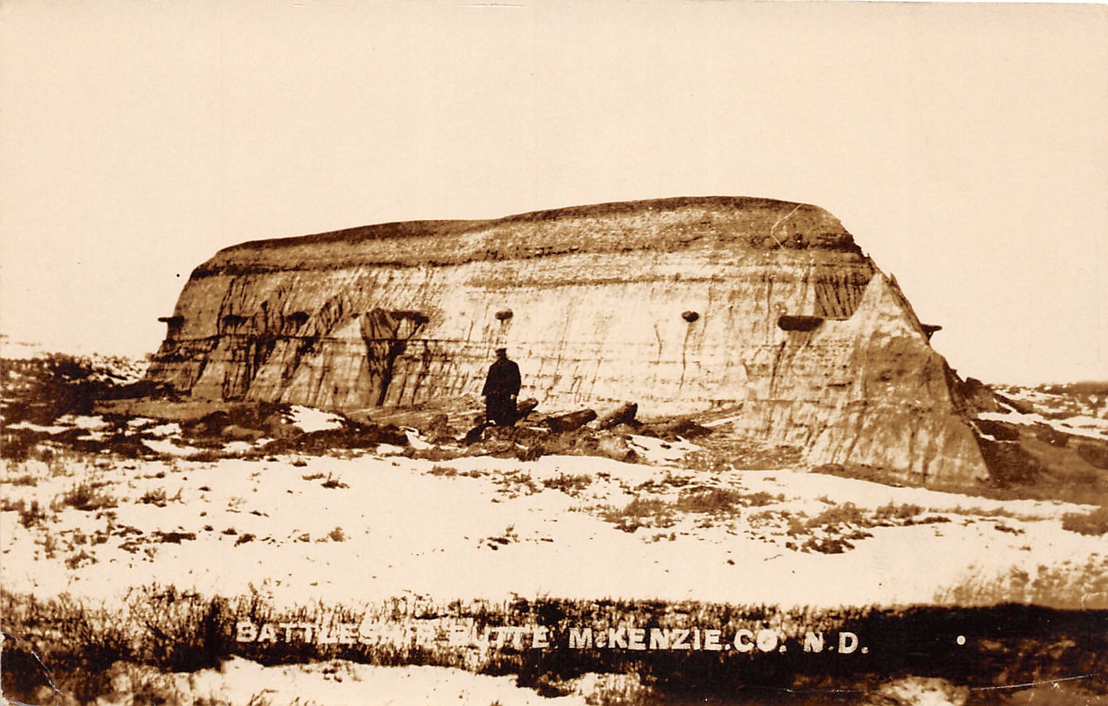 J30/ McKenzie County North Dakota RPPC Postcard c1910 Battleship Butte 157