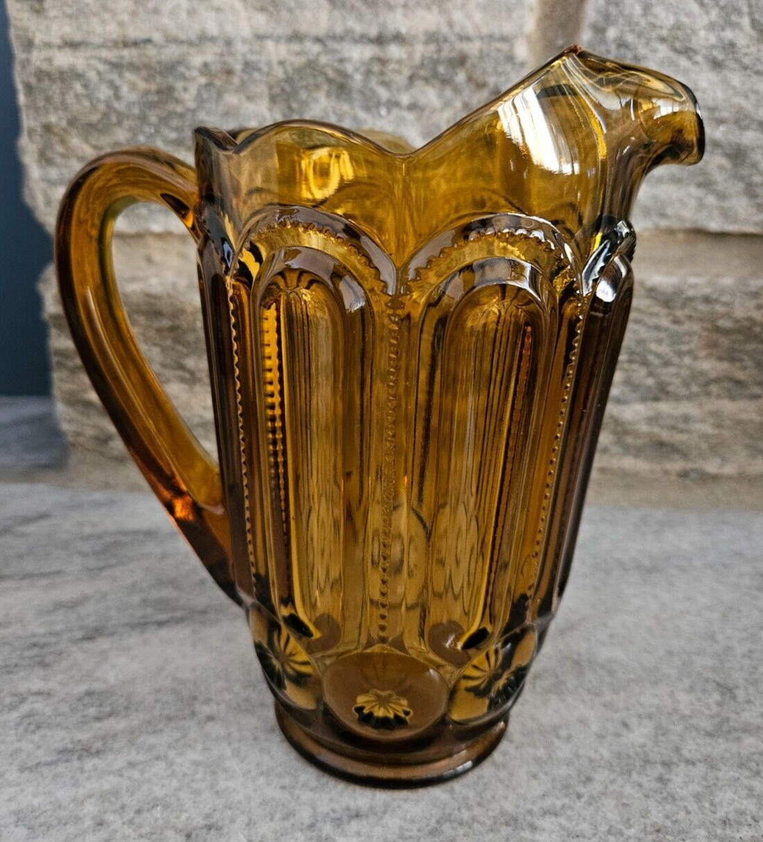 LE Smith MOON & STARS AMBER 8 1/2\