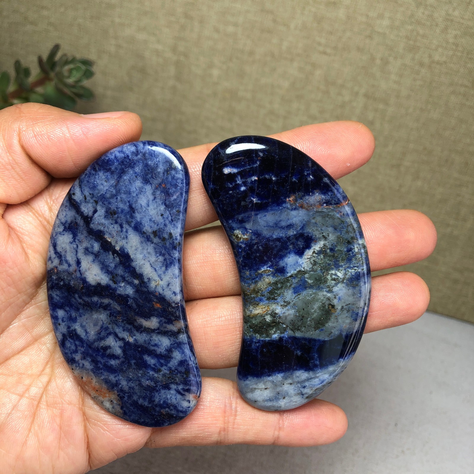 2pcs Natural Blue sodalite Moon shape Crystal Massage board specimens 74g A6092