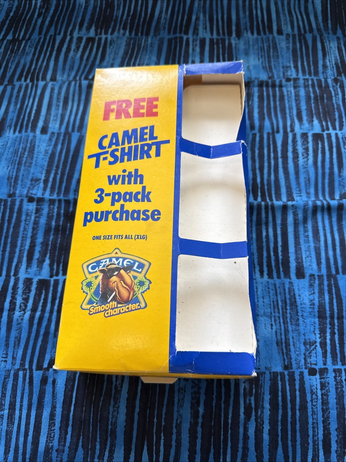 Vintage 1991 CAMEL Pack of Camels ONE T-Shirt XL Smooth Character