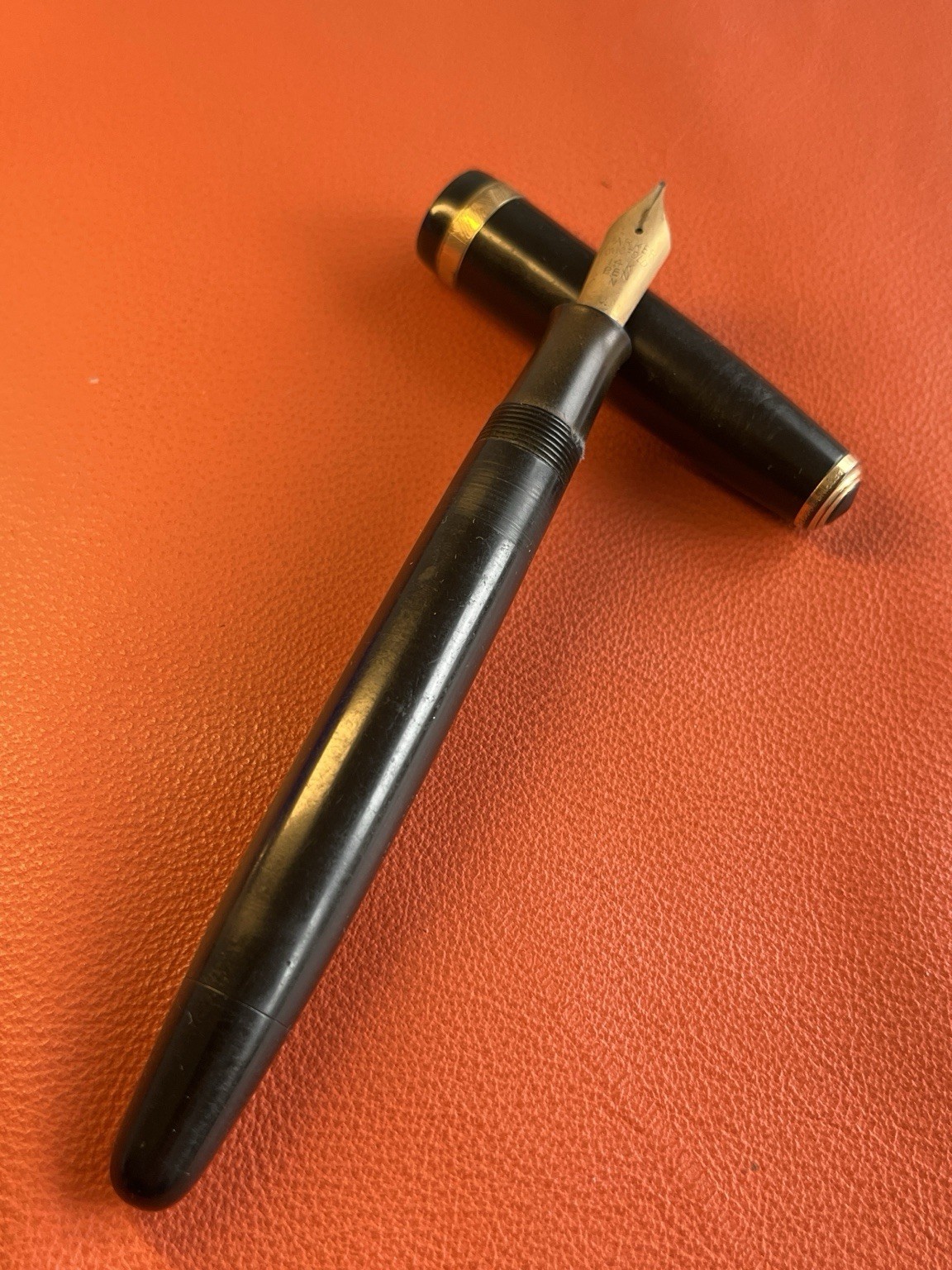 Vintage Parker Duofold AF Black Fountain Pen 14K Gold Nib Button Filler