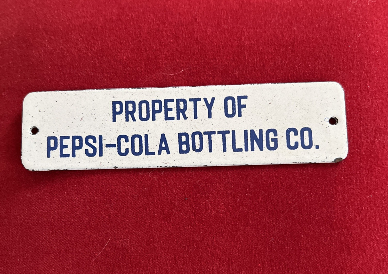 VTG. 1950's PEPSI COLA BOTTLING CO.  PORCELAIN CRATE TAG SIGN 5 7/8