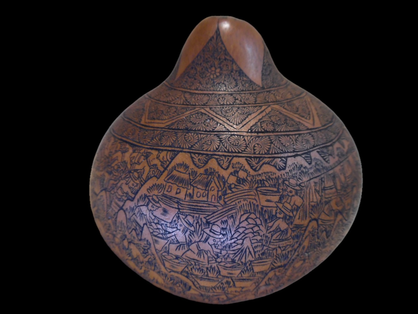Vtg Fine Detail Peruvian Mate Burilado Hand Carved Storyteller Gourd 5\