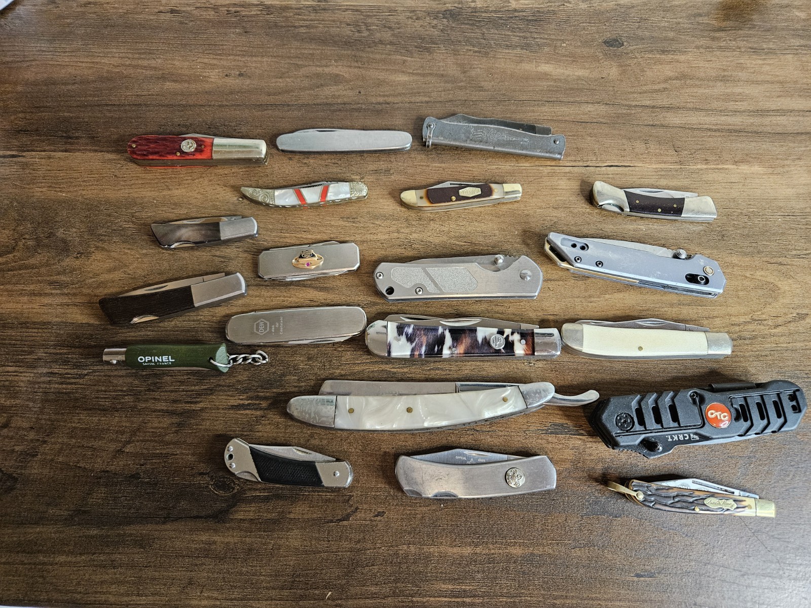 Big Lot Of Vintage And New Pocket Knives