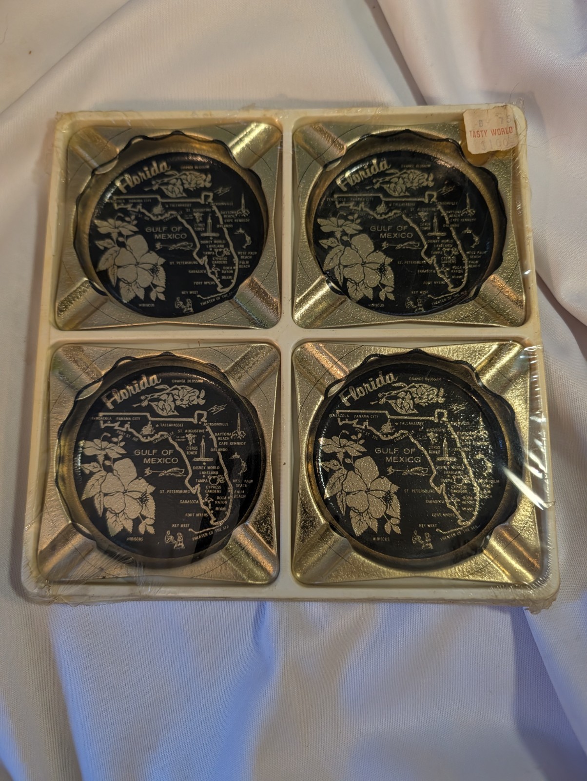 Vintage Florida Metal Ashtrays Set Of 4 New In Package NOS (LR)