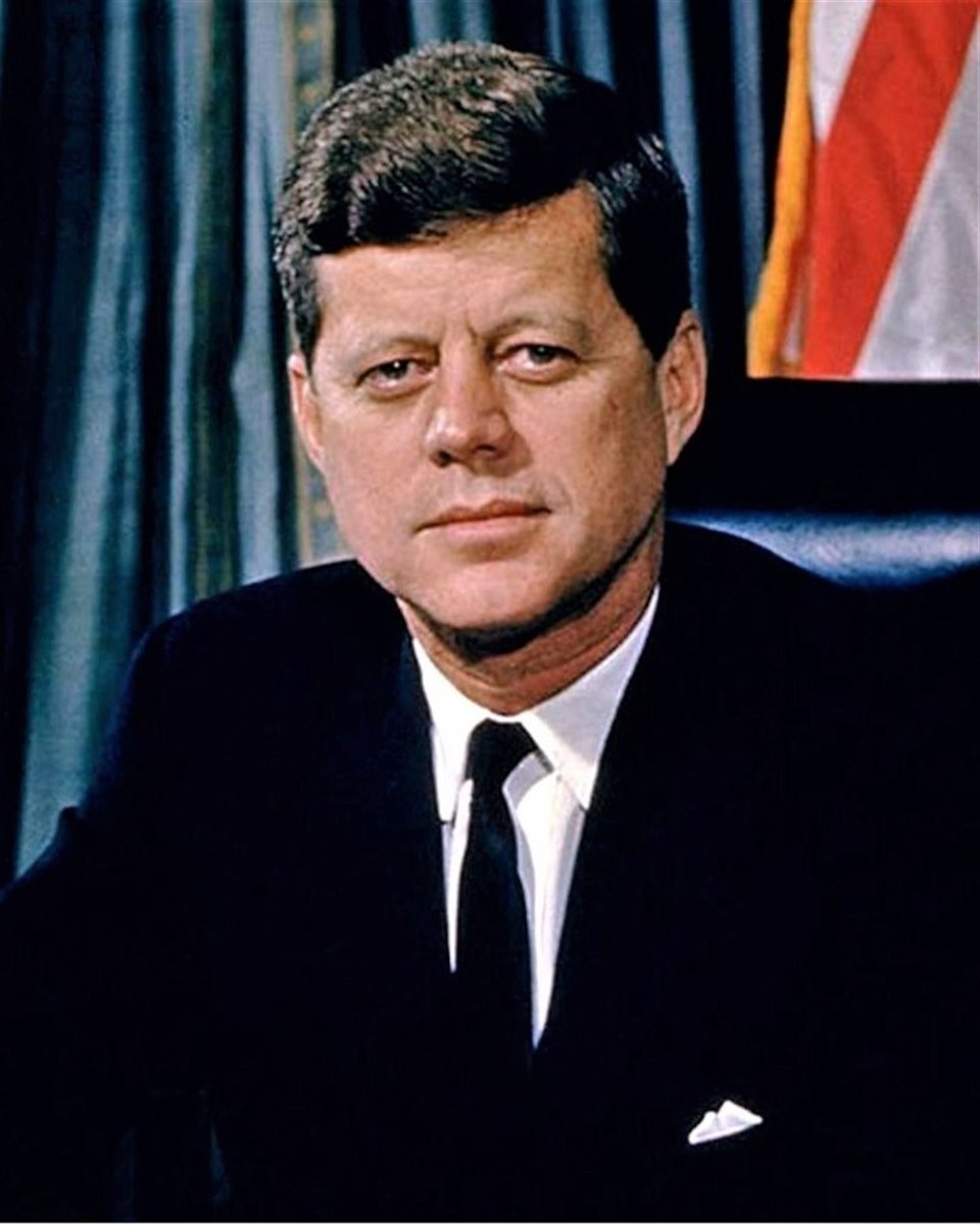 35TH AMERICAN PRESIDENT OF THE UNITED STATES JOHN F. KENNEDY 8X10 PORTRAIT PHOTO