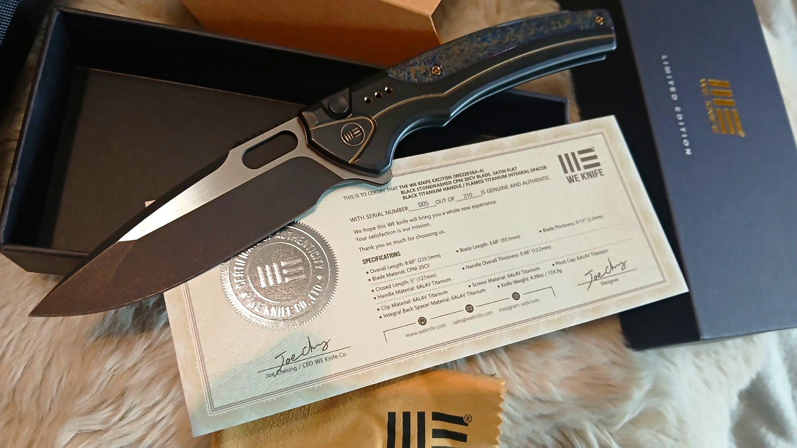 WE Knife Exciton Limited #5/210 Pristine New Collectable 20CV Button Lock