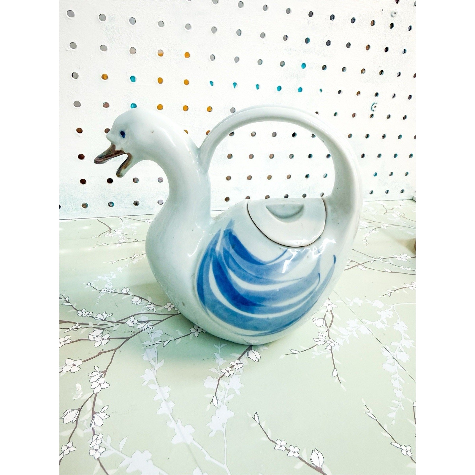 Vintage Takahashi San Francisco Hand Painted Swan Teapot Blue White Japan