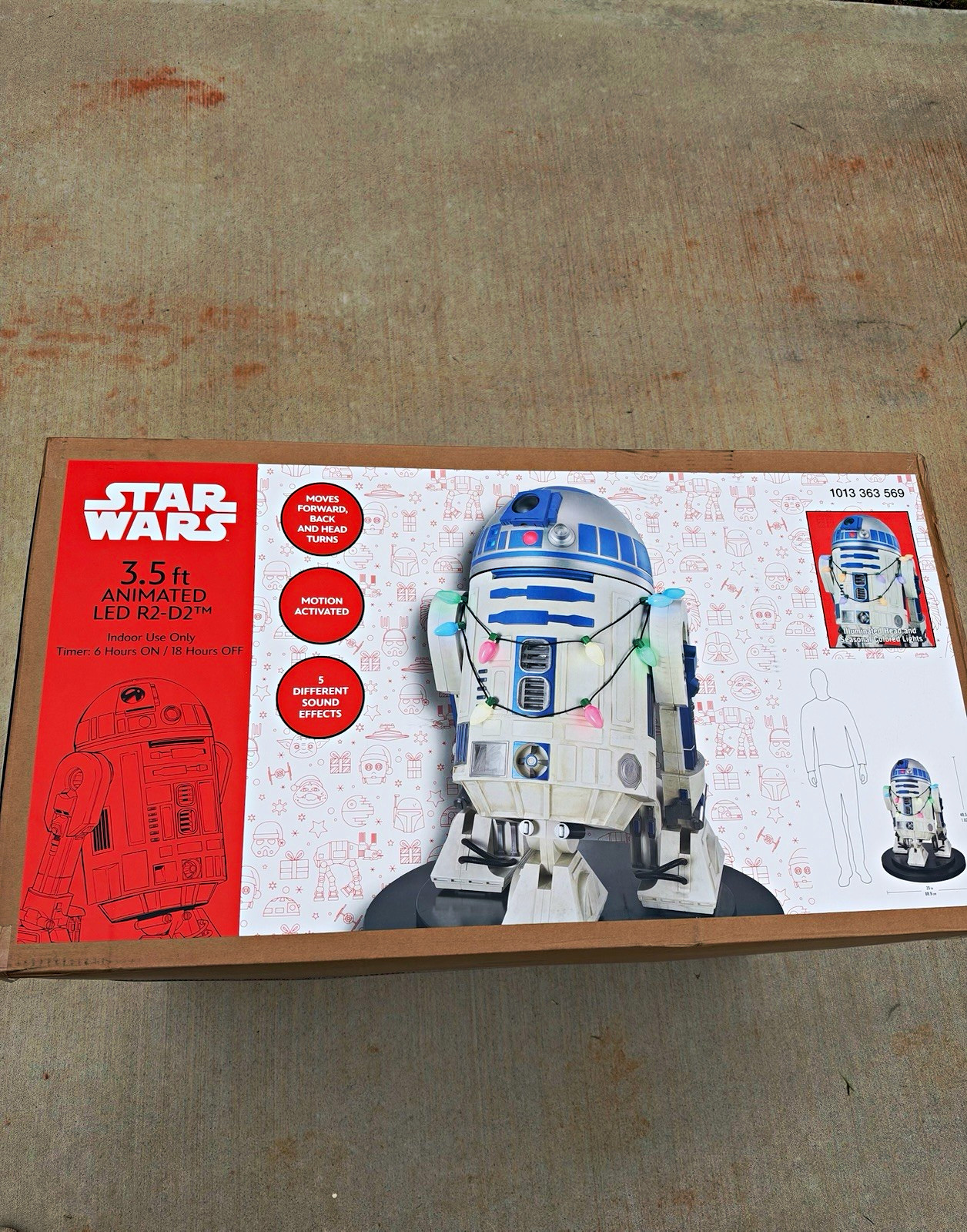 Star Wars R2-D2 3.5 ft Animated LED, Motion Activated Indoor Christmas