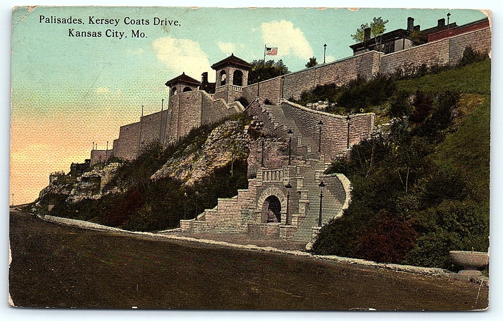 1913 Postcard: Palisades, Kersey Coats Drive, Kansas City, M