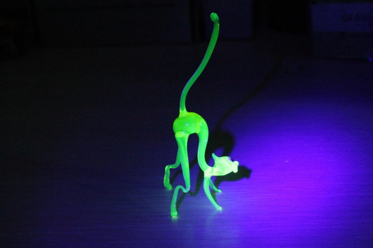 Uranium Glass Cat Uranium Vaseline Cat Glass Figurine Cat Glass UV Cat Glass Cat
