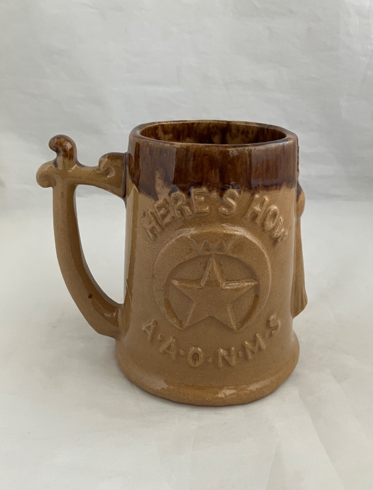 HAMILTON POTTERIES Shriners International AAONMS Masonic Ceramic Mug, Canada