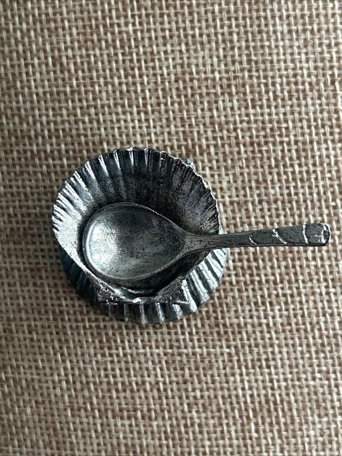 Vintage Metzke Pewter 1973 Scallop Mini Seashell Bowl & Spoon Salt Dish Set VTG