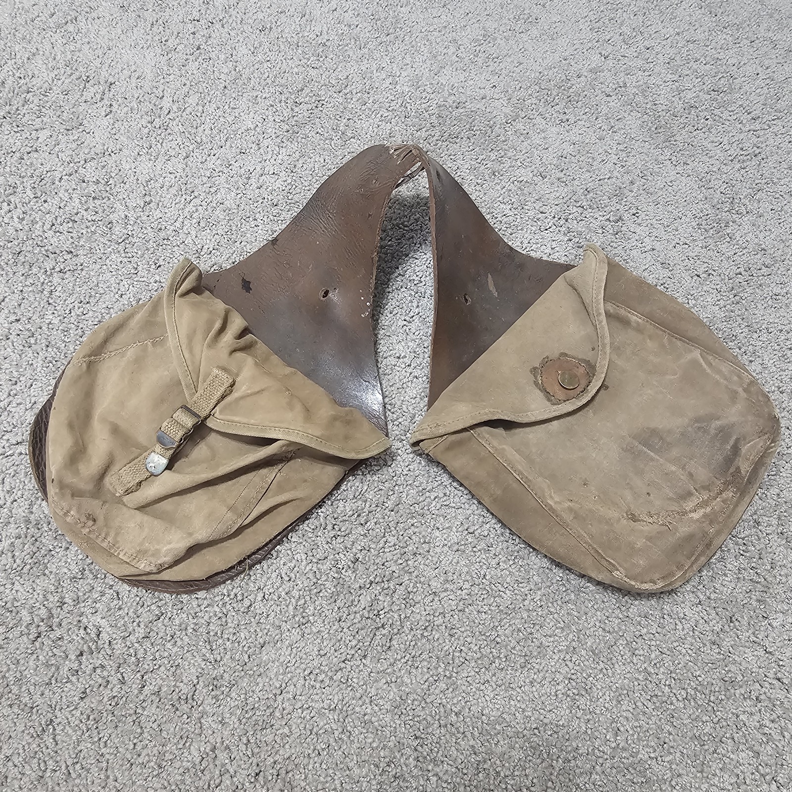 Vintage WW2 WWII U.S. Army Military Field Pouch Leather DIY Saddle Bags Cavalry