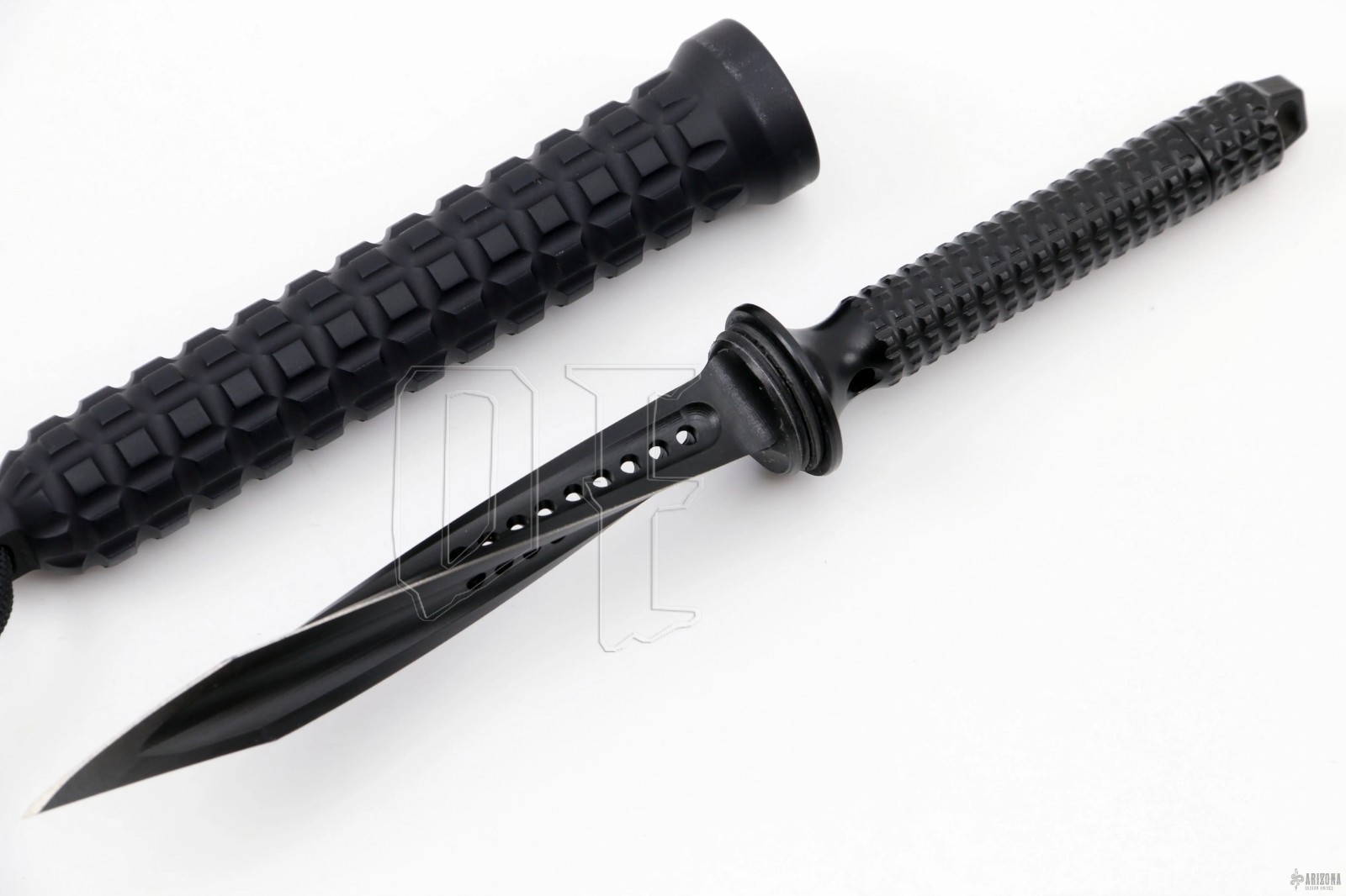JAGDKOMMANDO KNIFE HANDMADE TRIPLE TWISTED TRI BLADED SPECIAL FORCE KNIFE BLACK