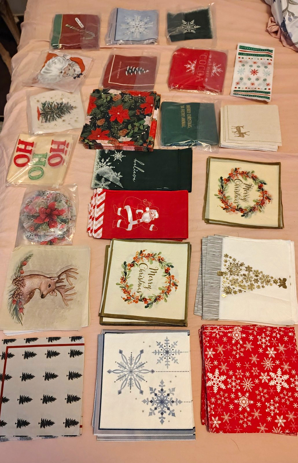 Lot Of 23 Decorative Holiday designs Paper Christmas Napkins Craft Decoupage Diy