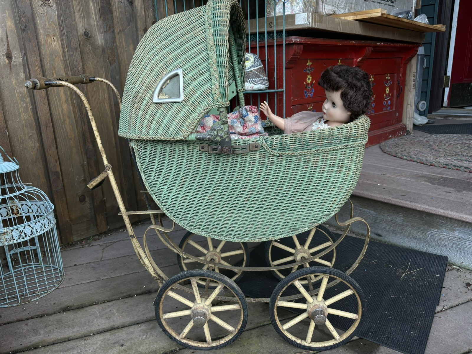1900’s Antique Victorian Green Wicker Pram Baby Doll Buggy/Carriage Stroller 26\