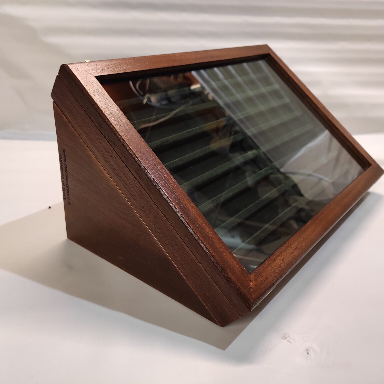 Wooden case for fountain pens exhibitor (GREEN) collectible Coins&More