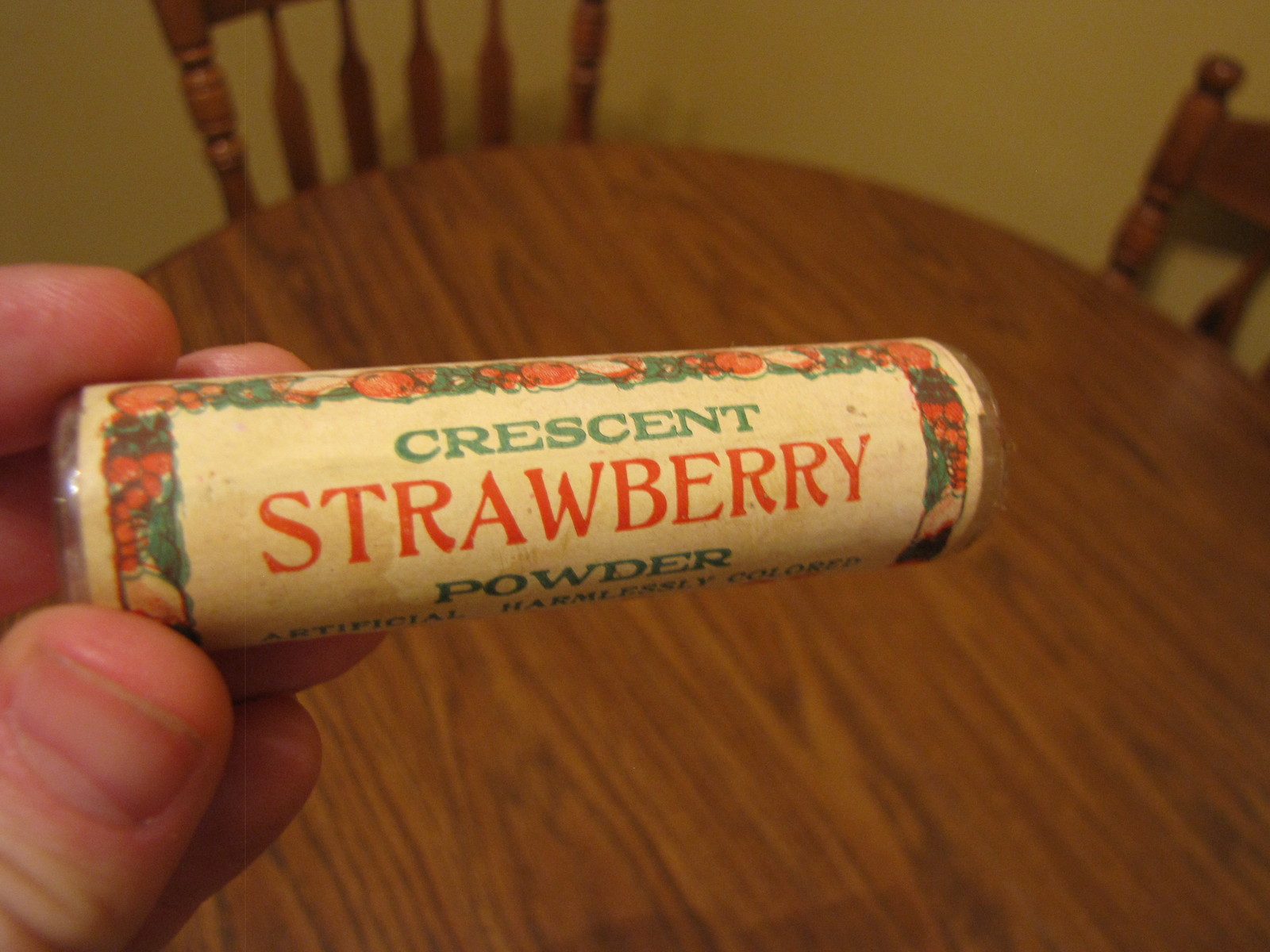 VINTAGE ADVERTISING CRESENT STRAWBERRY POWDER CONTAINER KITCHEN FARM HOUSE DECO