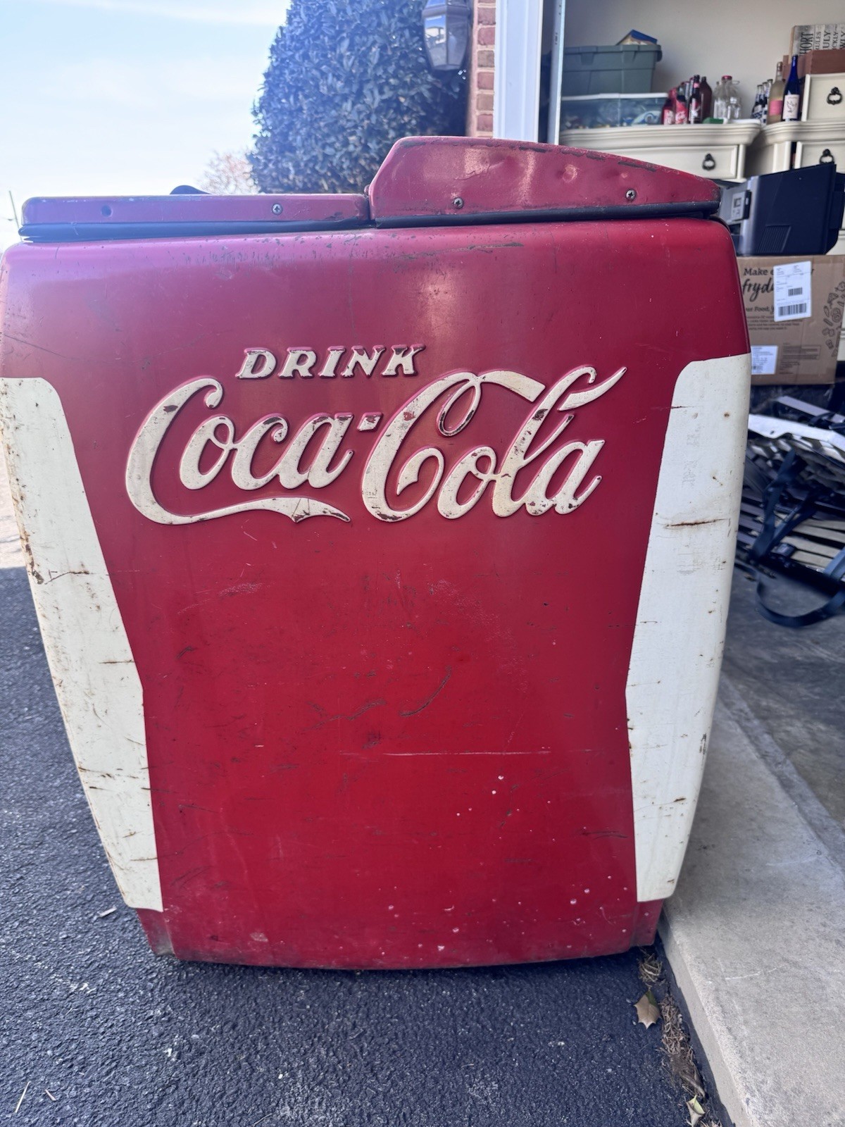 Coca-Cola Vintage Red White Cooler Soda Theme Westinghouse YFS1045 WH-221