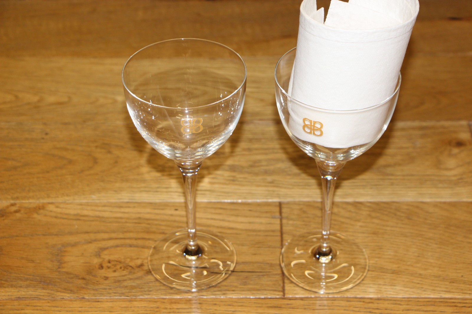 2 -  Baileys Irish Cream De Lux Choc Long Stem Balloon Glasses  8