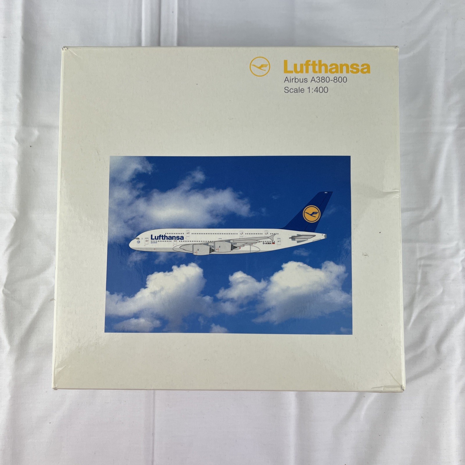 Phoenix 04523 Lufthansa Airbus A380-800 D-AIMA Diecast 1/400 Model Airplane