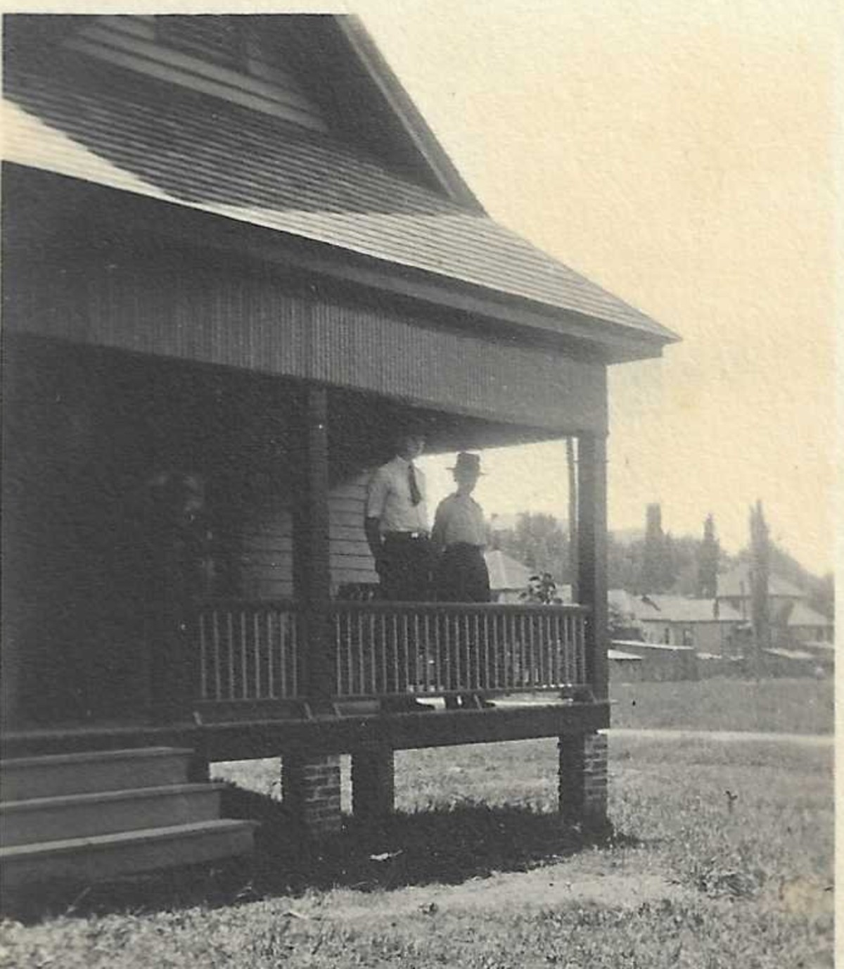 c1925 anniston AL photo @ Belle & Ramon Ross PORCH their Walnut St House Alabama