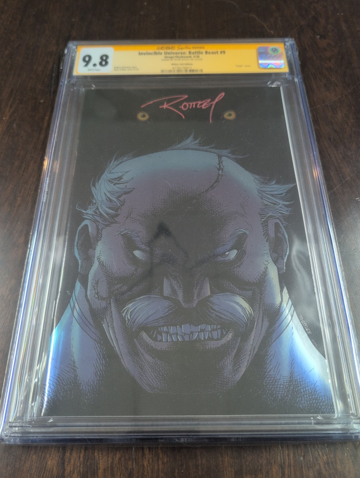CGC 9.8 Invincible Universe: Battle Beast #9 Virgin Foil Variant Signed Ottley