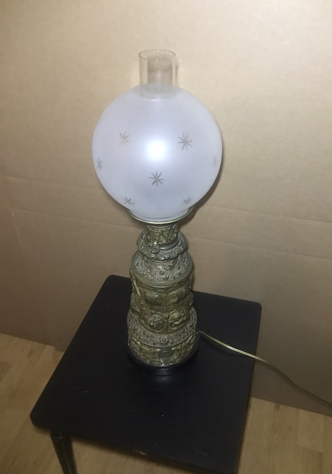 Antique Victorian French Brass Mural Moderator Oil Lamp Vintage Star Glass Globe