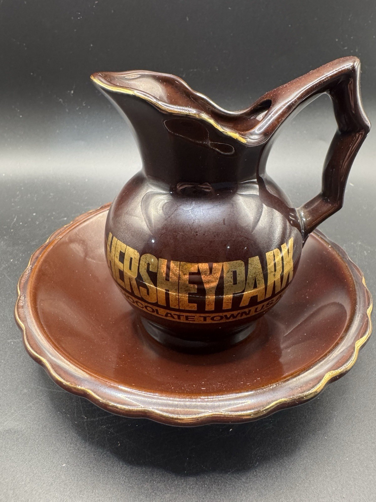 Vintage 1980’s  Hersheypark Chocolate Town USA Pitcher & Basin Set Hershey, PA