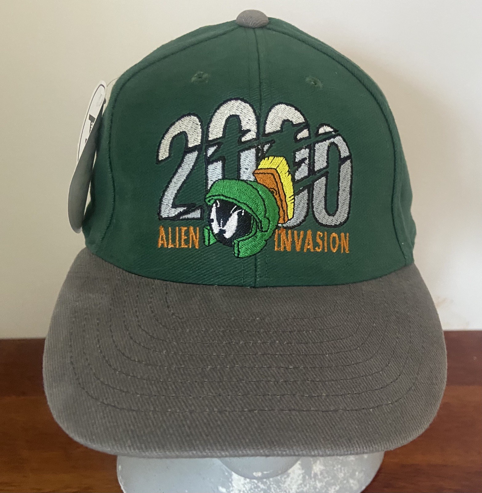 Marvin The Martian Cap Alien Invasion Looney Tunes Top Heavy NWT Vintage 1999
