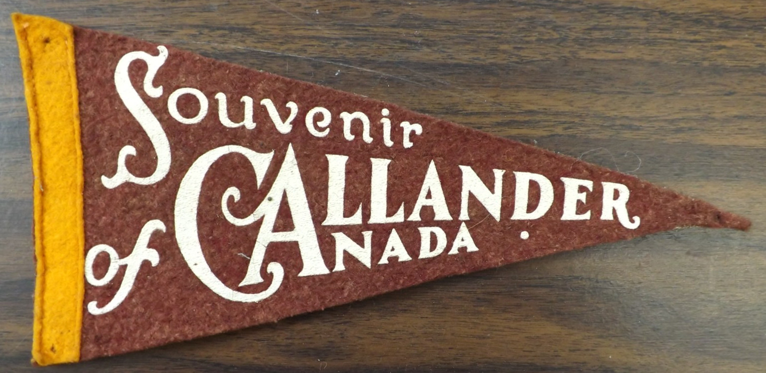 VINTAGE 1950s CALLANDER CANADA PENNANT 8.75\