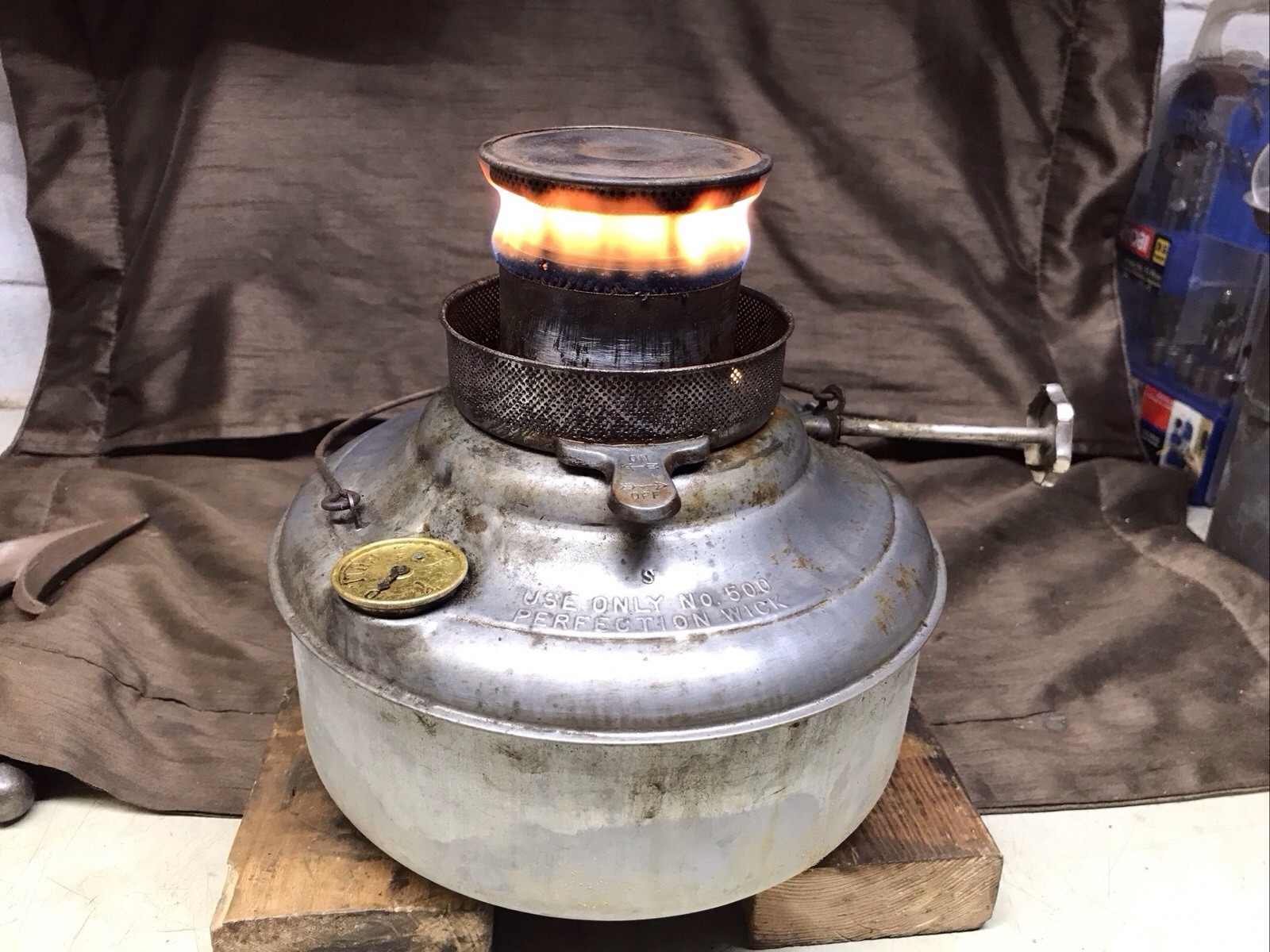 Vintage Perfection Kerosene Oil Stove Heater Burner Fuel Tank #500 