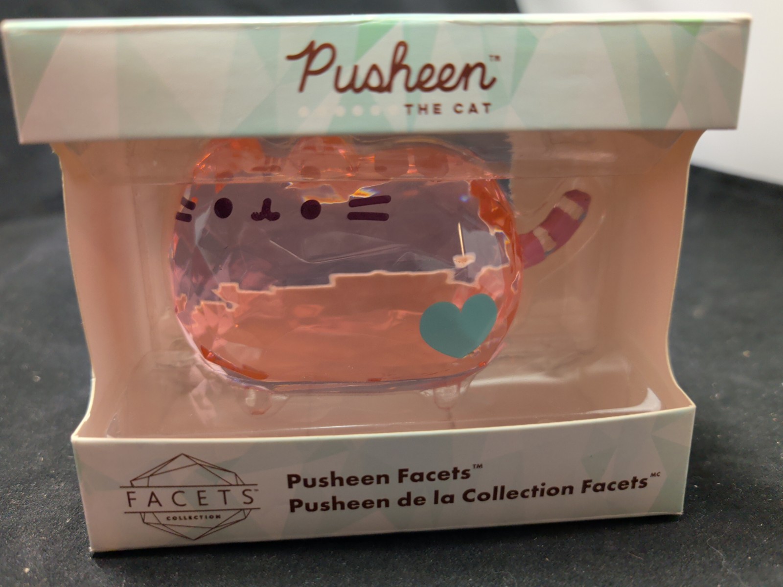Pusheen Facets Collection - PUSHEEN The Cat Pink Acrylic Figurine Enesco