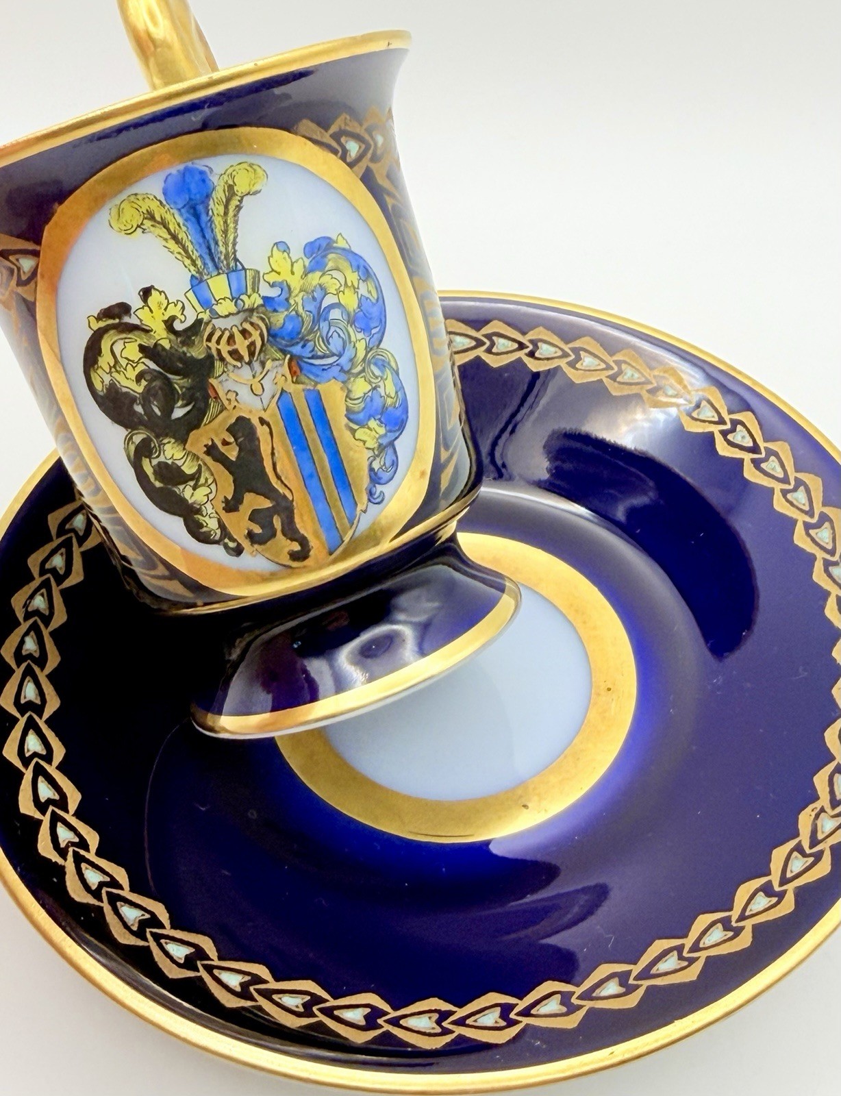 Antique Heinrich Baensch Leipzig Coat Of Arms Meissen Lion Cup & Saucer Cobalt
