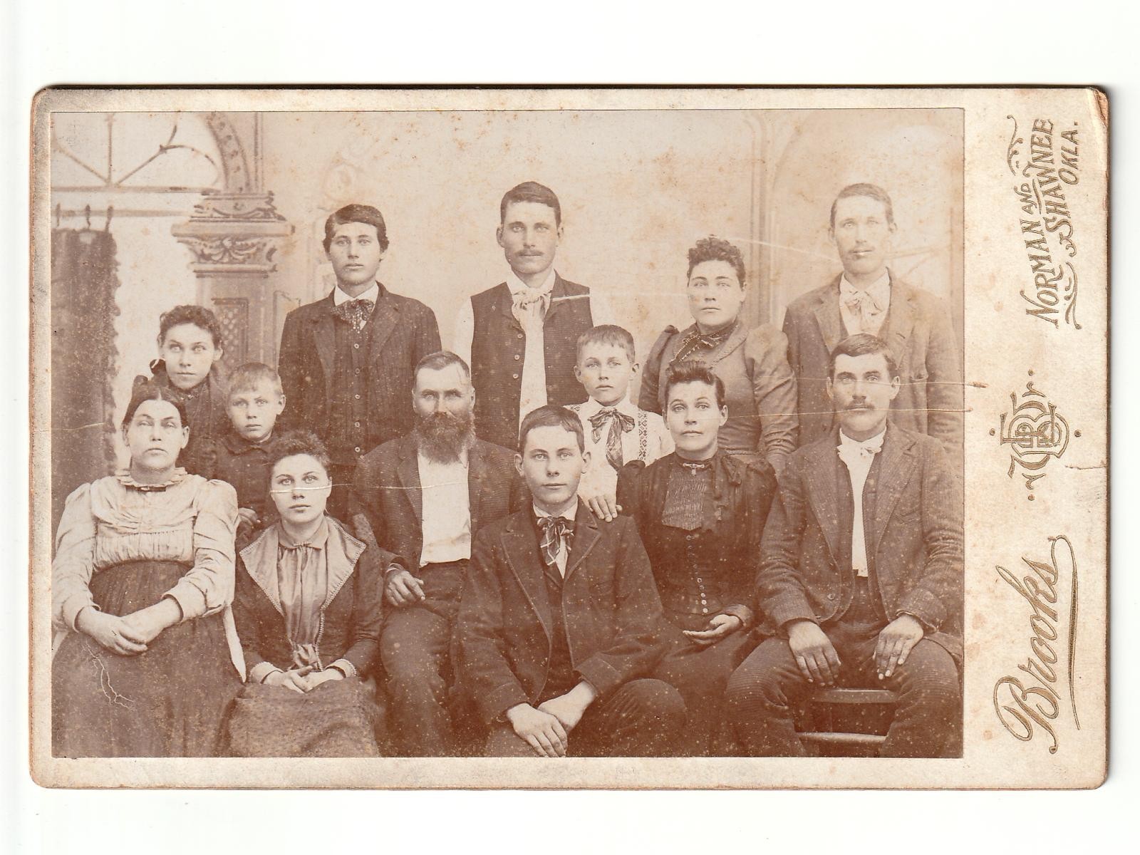 1890s Large Family Portrait Brooks Studio Norman OK Antique Cabinet Card Photo