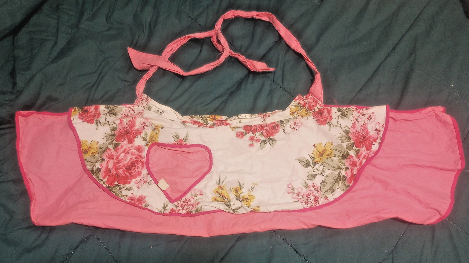 Vintage 1950s-60's 100% Cotton Pink Floral Half Apron with pockets