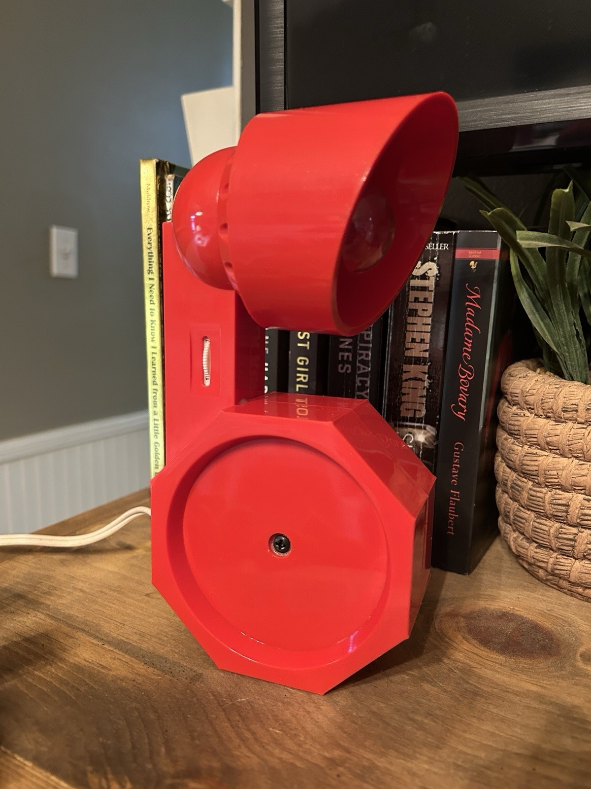 Vintage 70s Light-Horse Bolt Shaped Desk Lamp Designed By Reiley-Moustakas Red