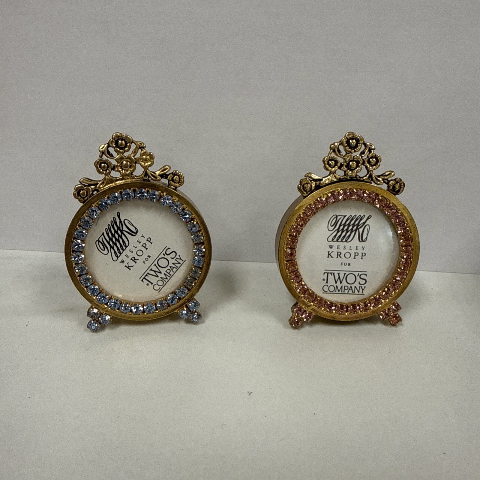 A Pair Of Vintage Two's Co Jeweled Rhinestone Round Picture Photo Frames WJ4