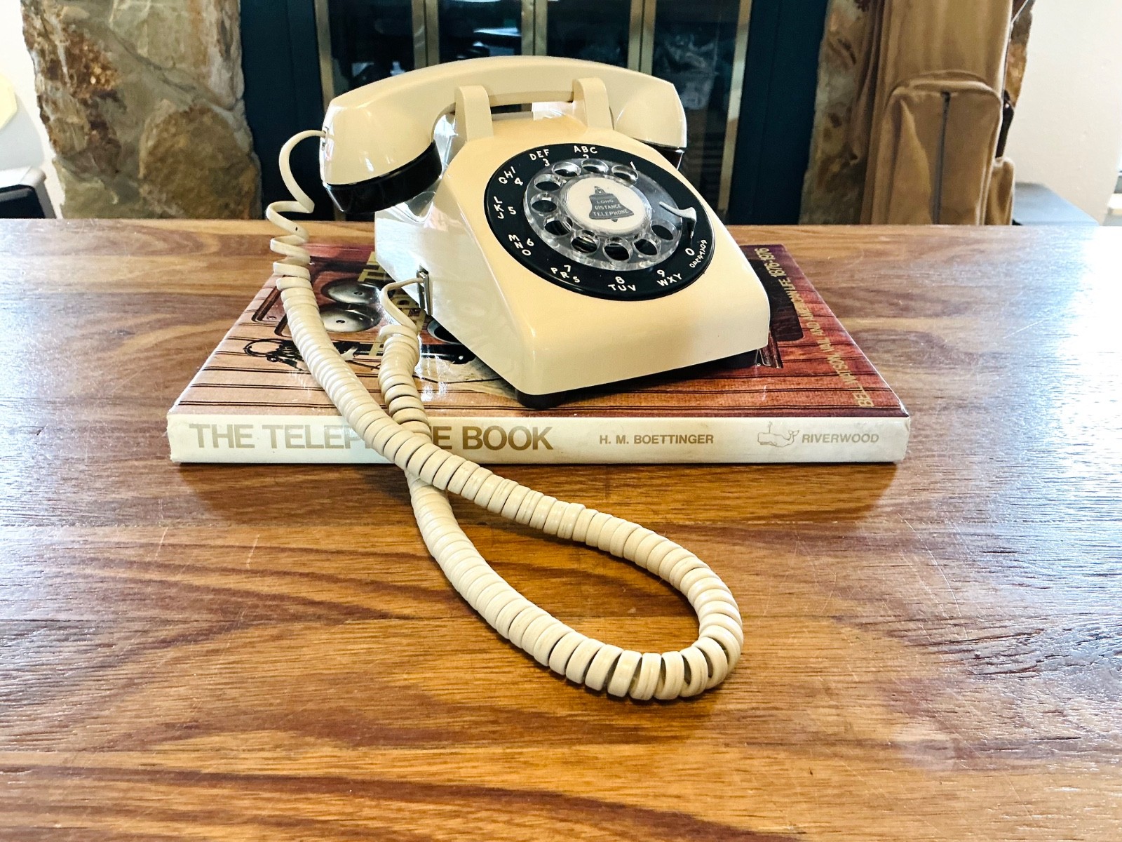 Vintage Western Electric WORKING MCM Telephone, Tan Black Rotary Dial Desk Phone