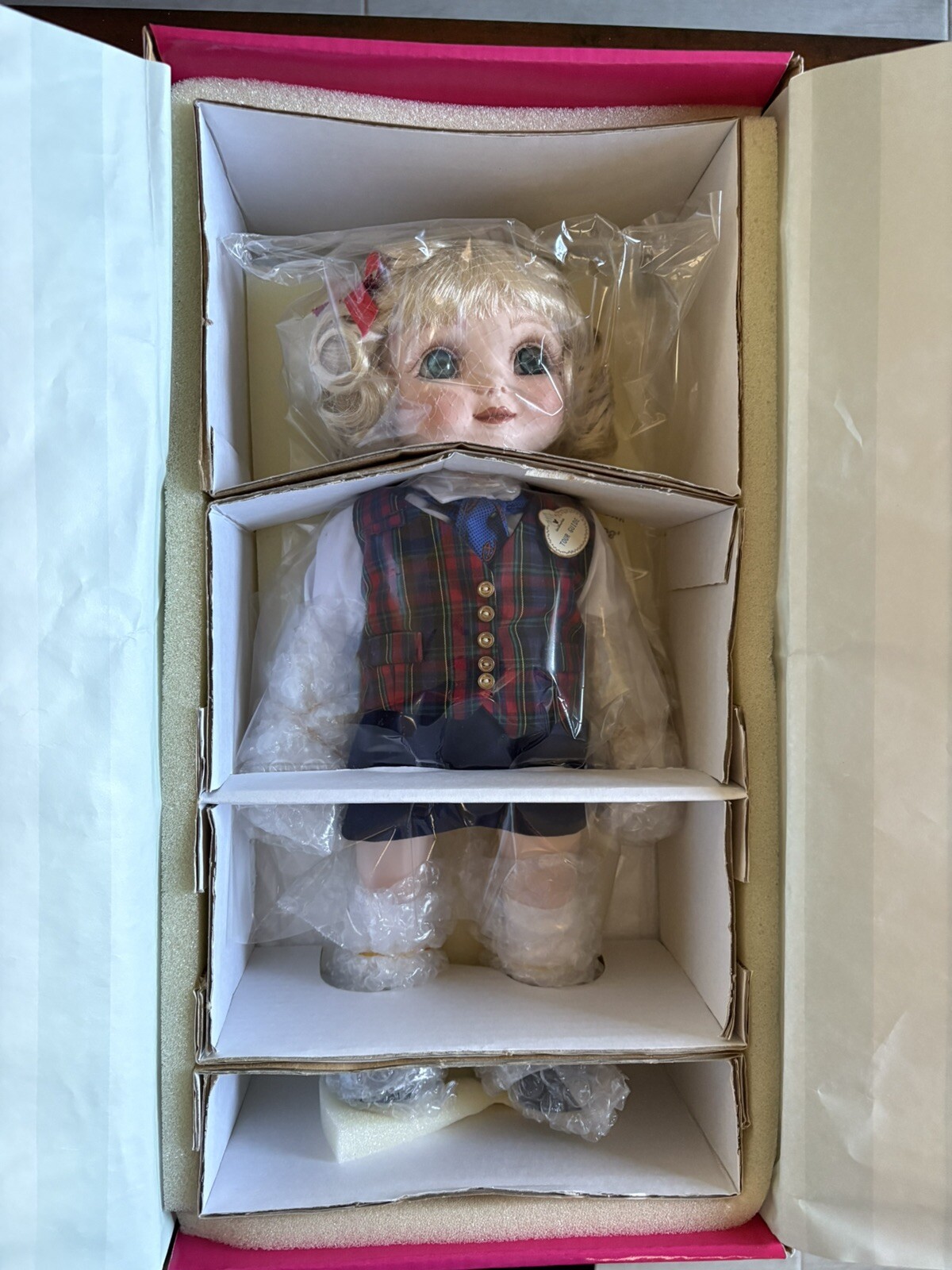 Marie Osmond Magic Kingdom Tour Guide Adora Belle Doll NRFB Rare