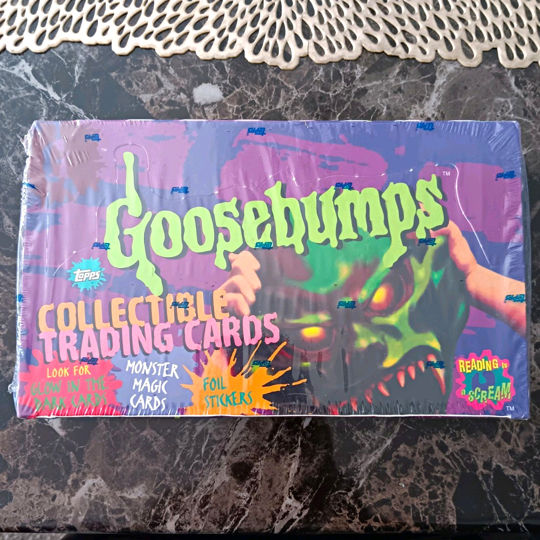 Topps 1996 Goosebumps Non-Sport Trading Cards Sealed Box w/ Glow/Foil