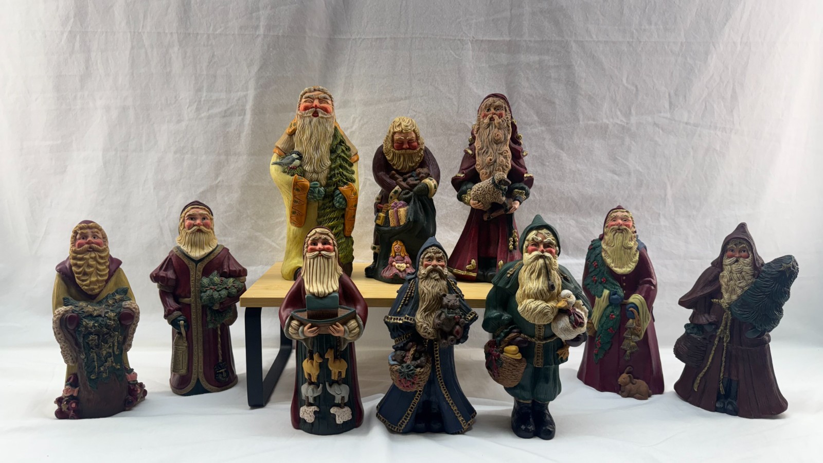 Lot of 10 Vintage 1996 Lenox Country Santas Figurine Set Linda Horn Wall Hanging