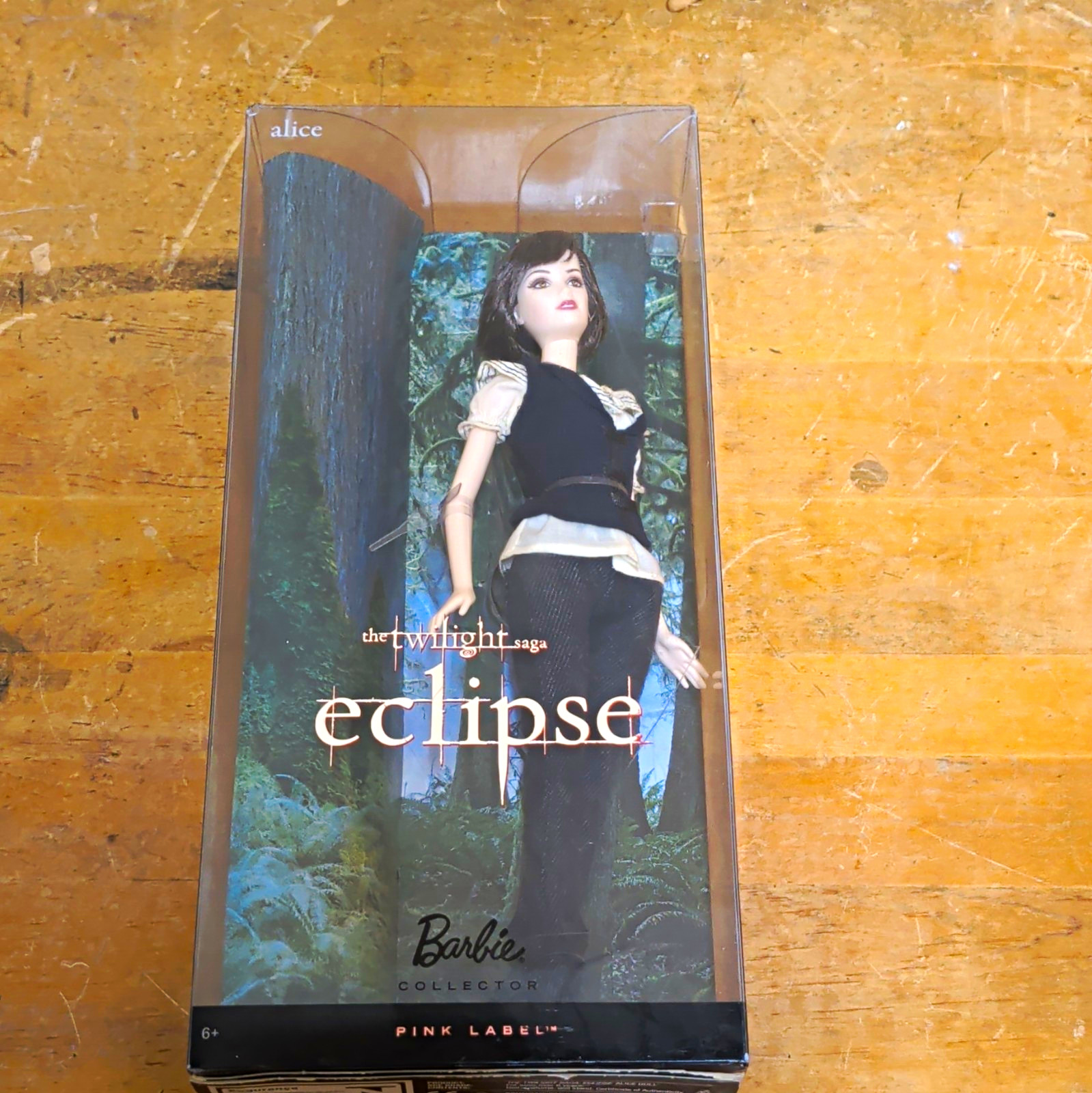 Barbie Collector 2010 The Twilight Saga Eclipse Alice Doll Sci-Fi Horror